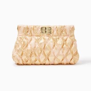 NWOT Lilly Pulitzer Quilted Chauncey Clutch